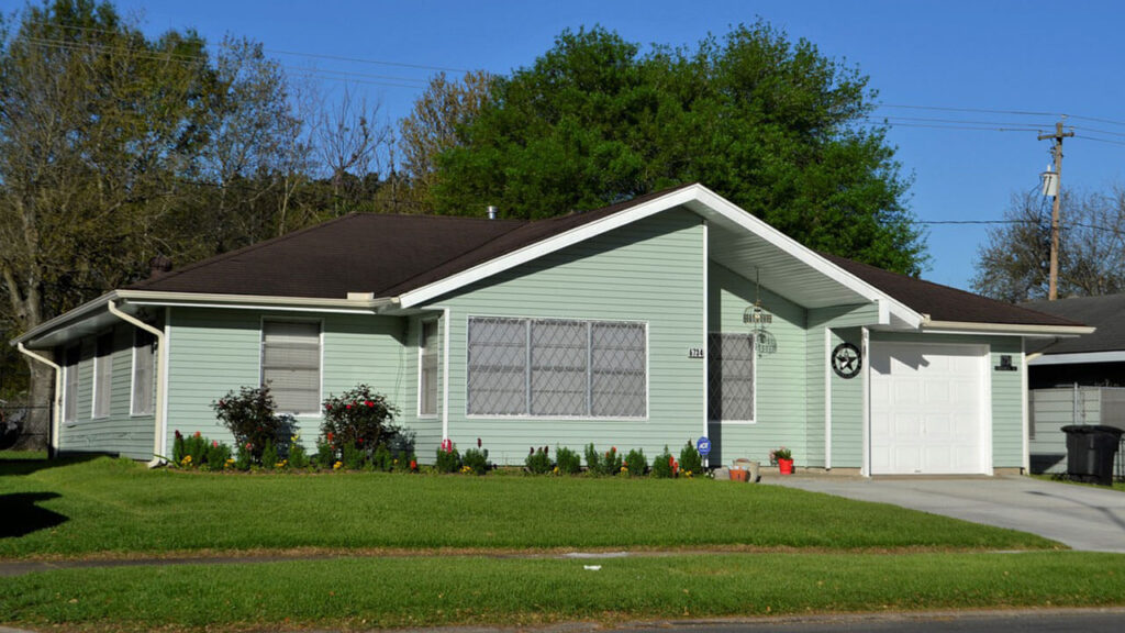 Garage Door Repair Service Costs in Elmwood Park Philadelphia